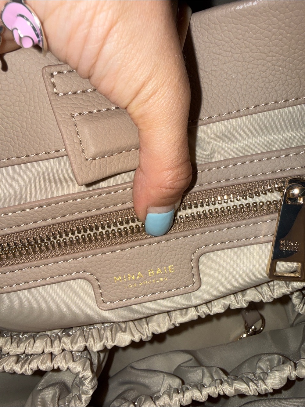 Mina Baei Mini Harlow in color Sand / longer strap also included - Picture 5 of 6